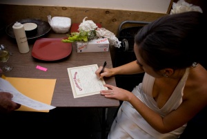 signing02